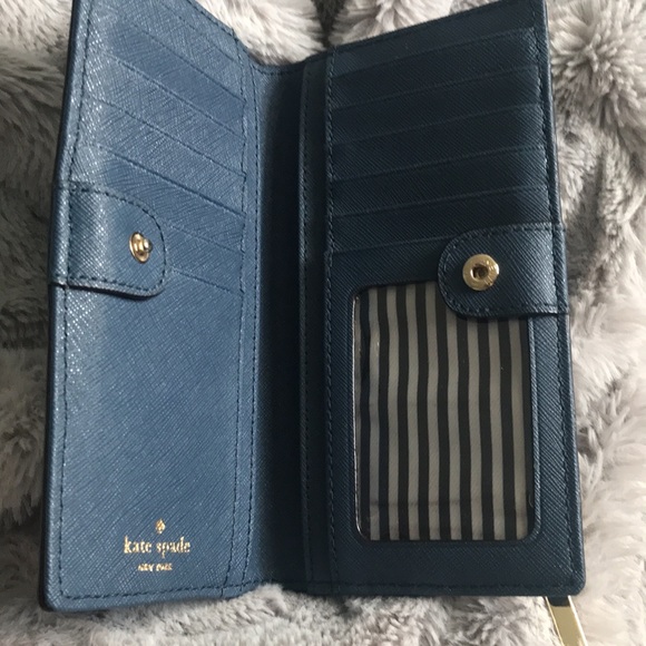 Kate Spade Snap Wallet in Blue Saffiano Leather - Picture 5 of 7